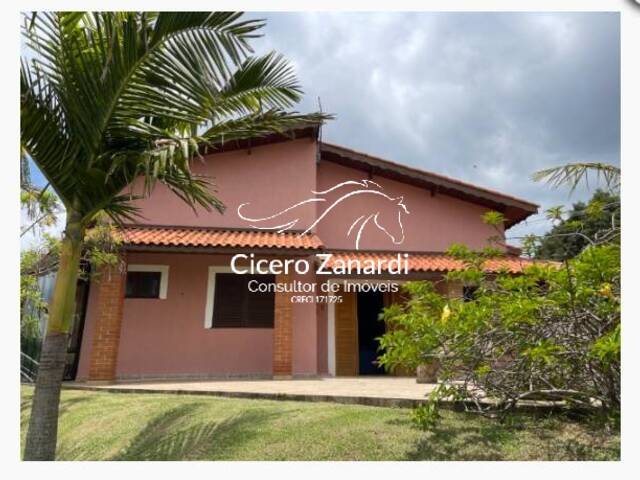 Casa para Venda em Mairinque - 4