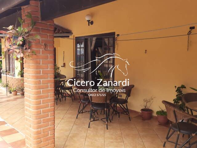 Casa para Venda em Mairinque - 4