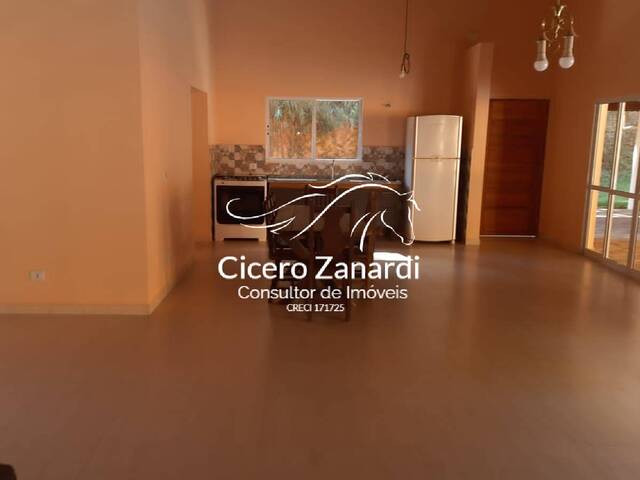 Casa para Venda em Mairinque - 5